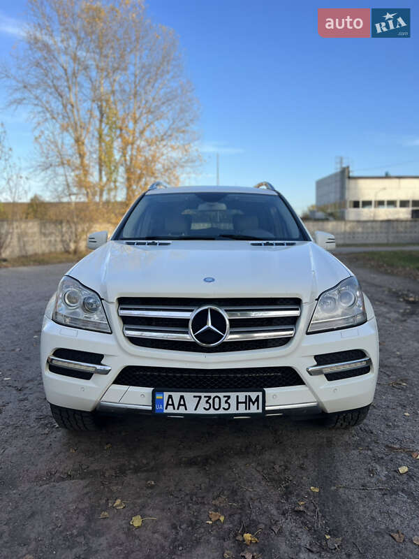 Внедорожник / Кроссовер Mercedes-Benz GL-Class 2012 в Киеве