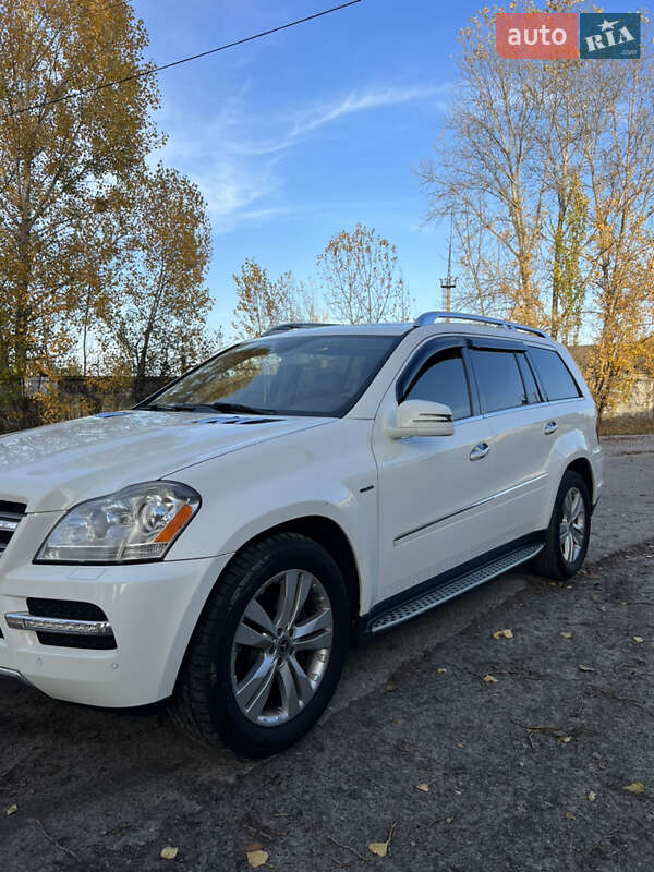 Внедорожник / Кроссовер Mercedes-Benz GL-Class 2012 в Киеве