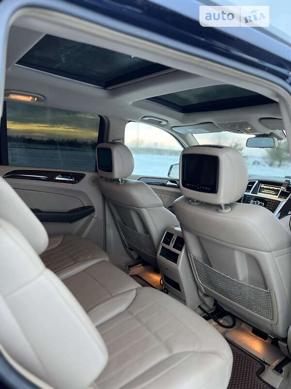 Позашляховик / Кросовер Mercedes-Benz GL-Class 2015 в Ковелі фото 15 Позашляховик / Кросовер Mercedes-Benz GL-Class 2015 в Ковелі