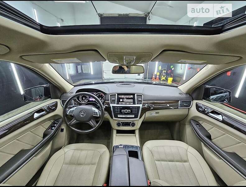 Позашляховик / Кросовер Mercedes-Benz GL-Class 2013 в Чернівцях