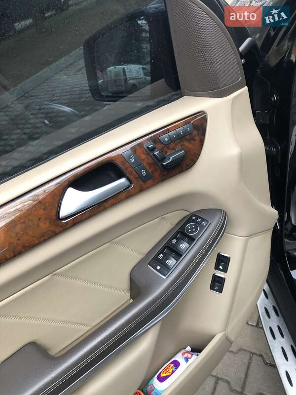 Внедорожник / Кроссовер Mercedes-Benz GL-Class 2013 в Черновцах фото 17 Внедорожник / Кроссовер Mercedes-Benz GL-Class 2013 в Черновцах