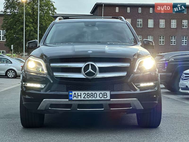 Позашляховик / Кросовер Mercedes-Benz GL-Class 2015 в Києві