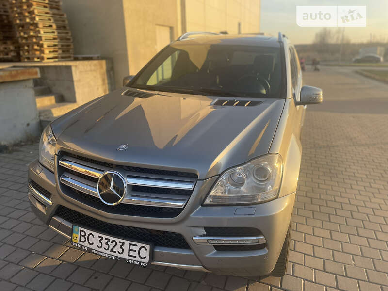 Mercedes-Benz GL-Class 2011