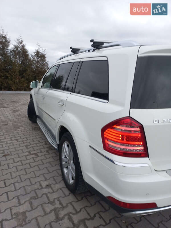 Внедорожник / Кроссовер Mercedes-Benz GL-Class 2010 в Бучаче