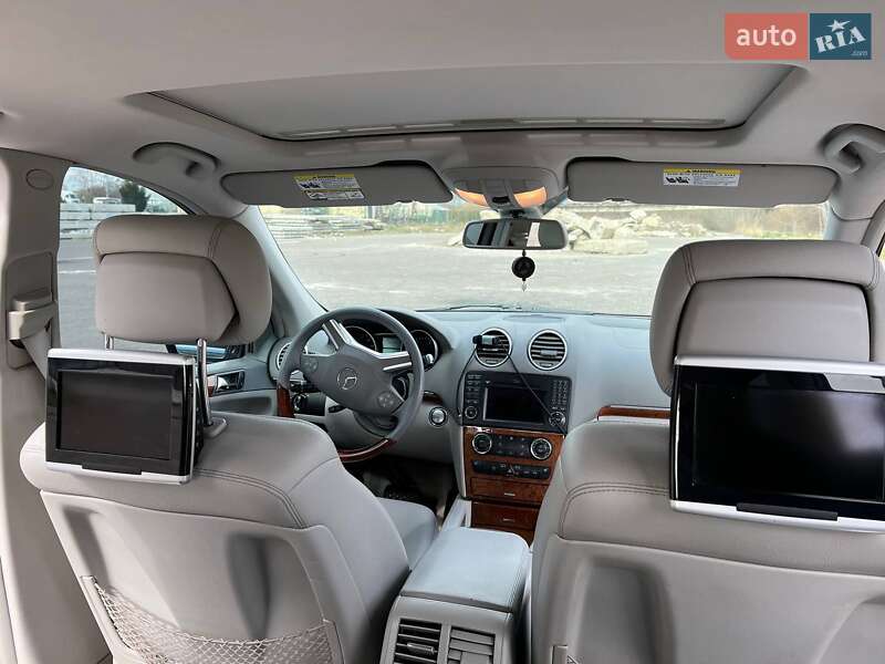 Внедорожник / Кроссовер Mercedes-Benz GL-Class 2009 в Луцке