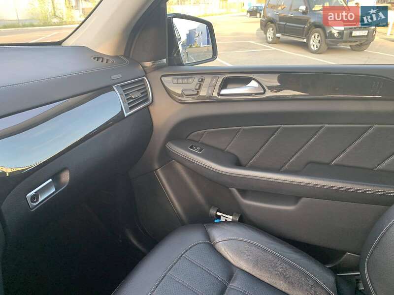 Позашляховик / Кросовер Mercedes-Benz GL-Class 2015 в Львові