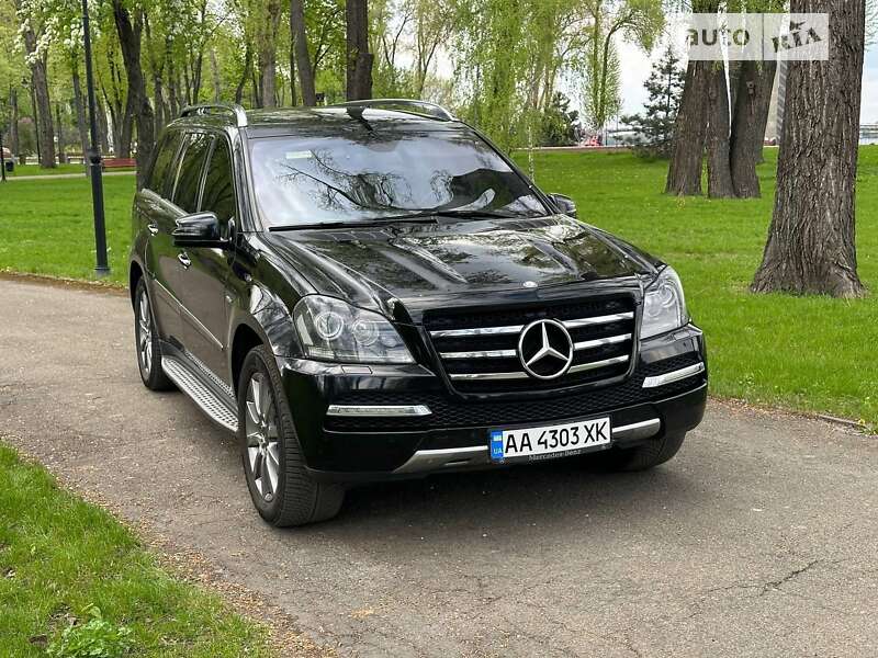 Позашляховик / Кросовер Mercedes-Benz GL-Class 2011 в Києві