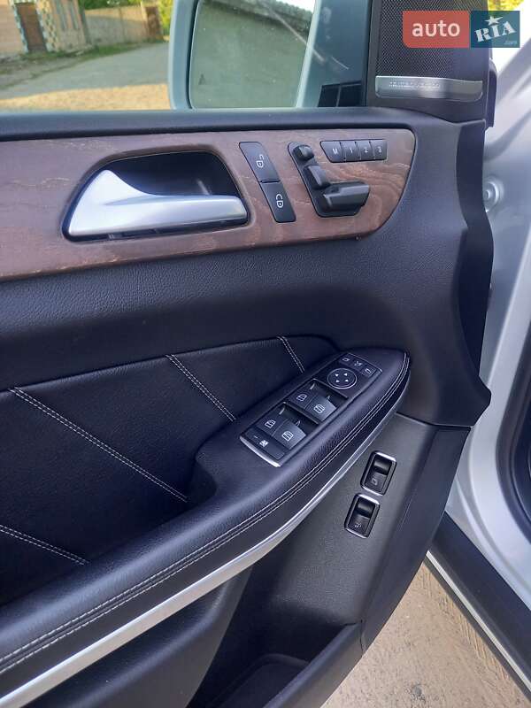 Внедорожник / Кроссовер Mercedes-Benz GL-Class 2013 в Дубно фото 19 Внедорожник / Кроссовер Mercedes-Benz GL-Class 2013 в Дубно
