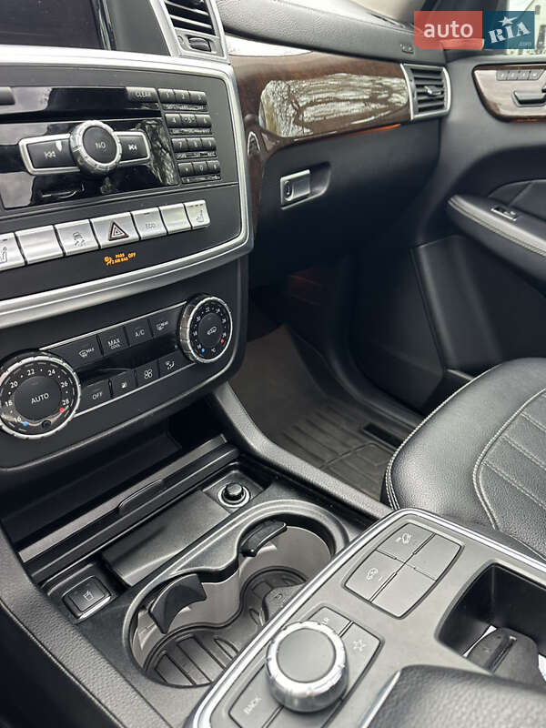 Позашляховик / Кросовер Mercedes-Benz GL-Class 2014 в Бродах