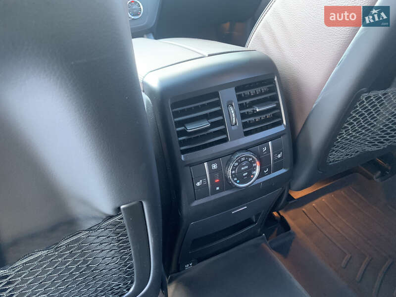 Внедорожник / Кроссовер Mercedes-Benz GL-Class 2013 в Киеве фото 18 Внедорожник / Кроссовер Mercedes-Benz GL-Class 2013 в Киеве