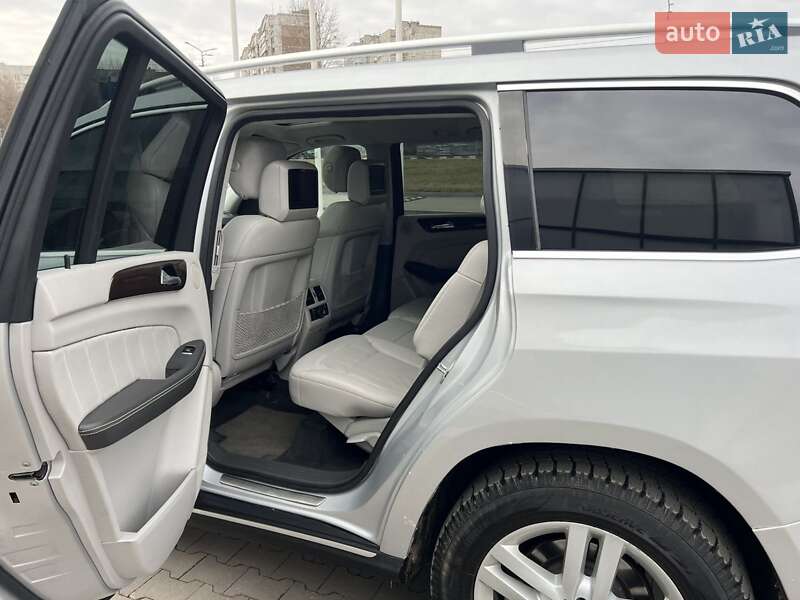 Позашляховик / Кросовер Mercedes-Benz GL-Class 2015 в Харкові