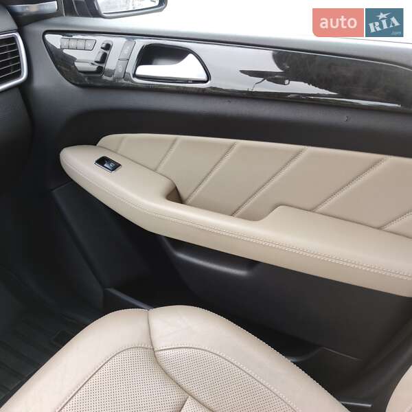 Позашляховик / Кросовер Mercedes-Benz GL-Class 2014 в Львові