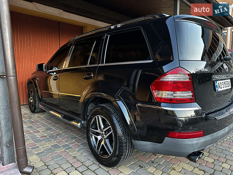Внедорожник / Кроссовер Mercedes-Benz GL-Class 2008 в Среднем