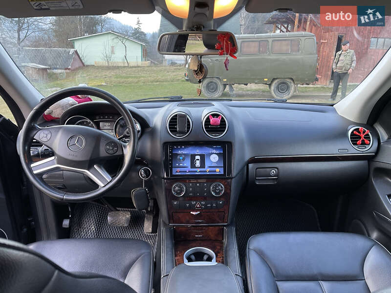 Внедорожник / Кроссовер Mercedes-Benz GL-Class 2010 в Путиле
