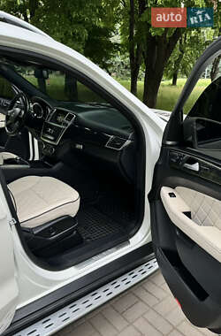 Внедорожник / Кроссовер Mercedes-Benz GL-Class 2015 в 
