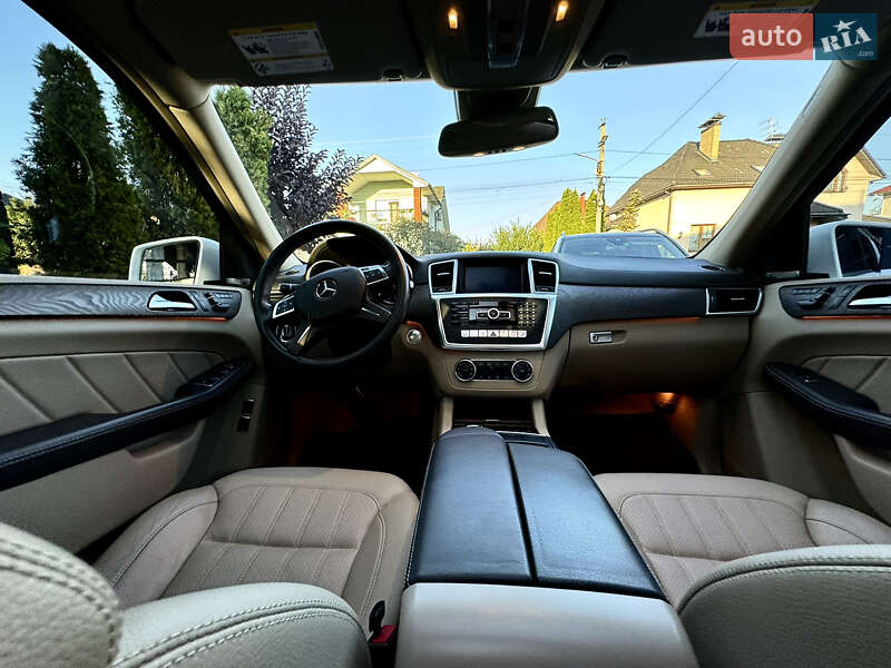 Внедорожник / Кроссовер Mercedes-Benz GL-Class 2015 в Киеве фото 41 Внедорожник / Кроссовер Mercedes-Benz GL-Class 2015 в Киеве