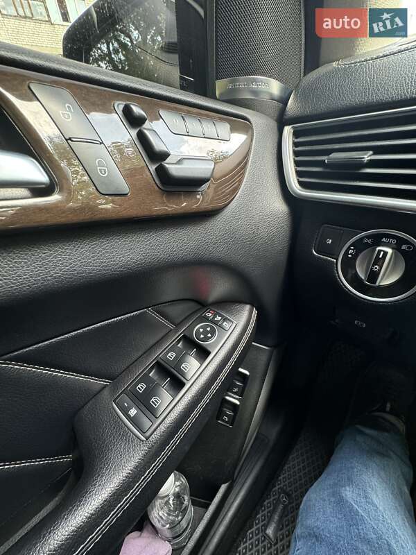 Внедорожник / Кроссовер Mercedes-Benz GL-Class 2014 в Чернигове