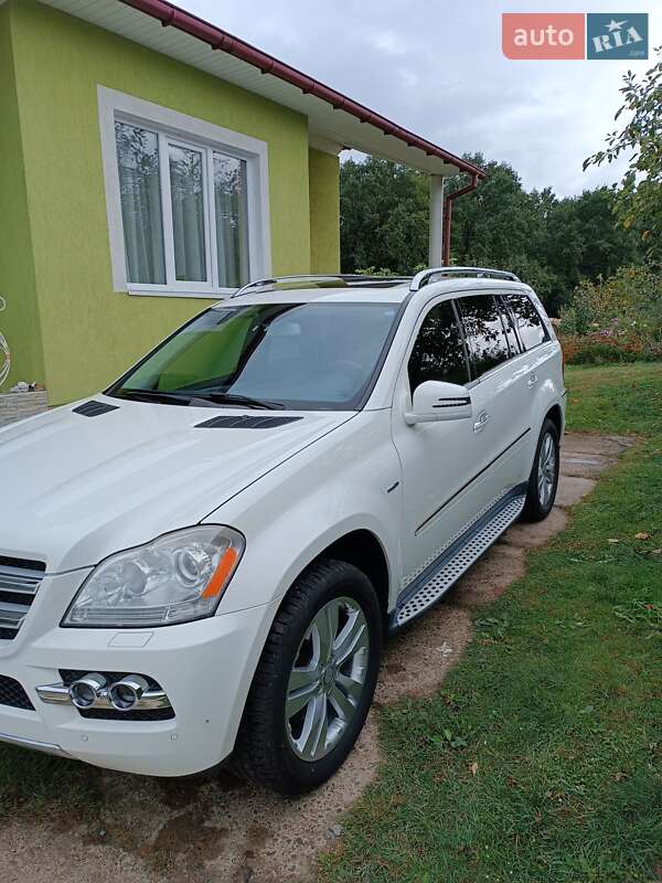 Внедорожник / Кроссовер Mercedes-Benz GL-Class 2011 в Бережанах