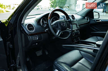 Внедорожник / Кроссовер Mercedes-Benz GL-Class 2011 в 