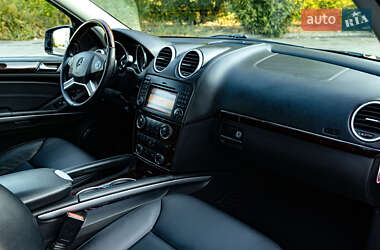 Внедорожник / Кроссовер Mercedes-Benz GL-Class 2011 в 