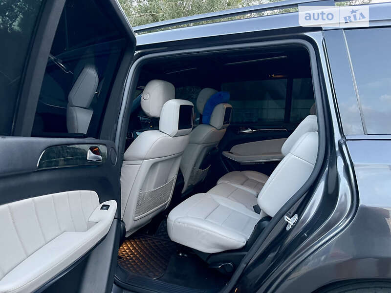 Внедорожник / Кроссовер Mercedes-Benz GL-Class 2014 в Киеве фото 11 Внедорожник / Кроссовер Mercedes-Benz GL-Class 2014 в Киеве