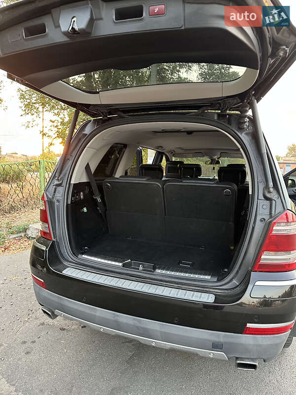 Внедорожник / Кроссовер Mercedes-Benz GL-Class 2007 в Вишневом