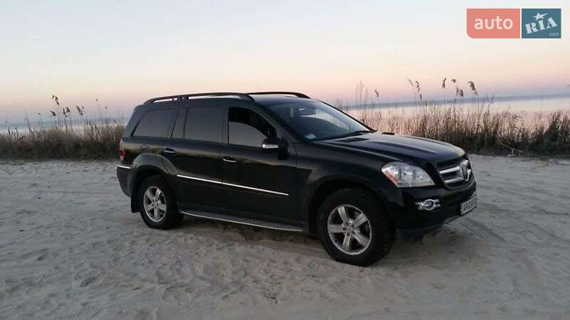 Mercedes-Benz GL-Class 2006