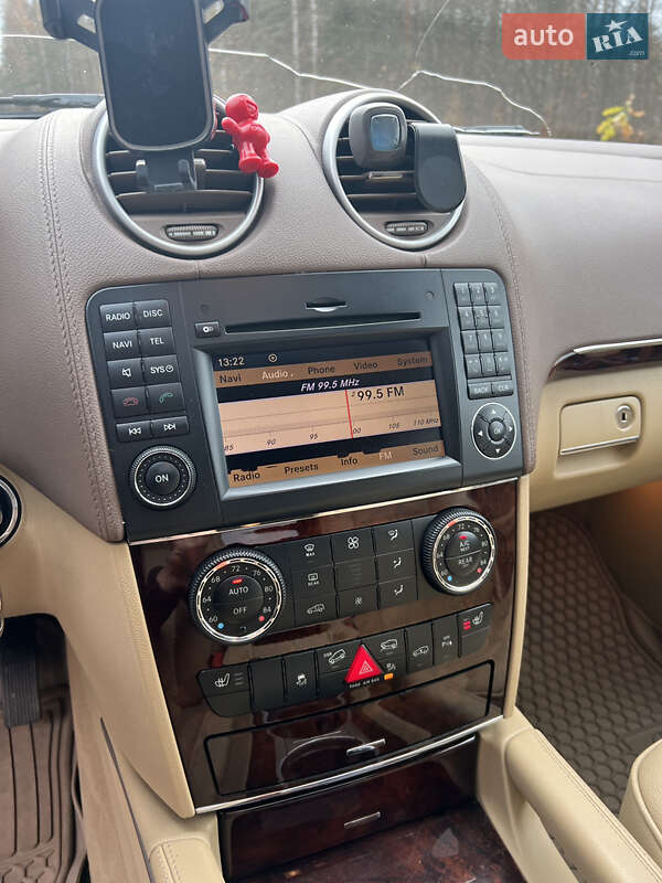 Позашляховик / Кросовер Mercedes-Benz GL-Class 2011 в Рівному