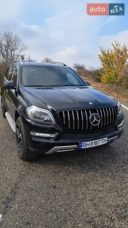 Позашляховик / Кросовер Mercedes-Benz GL-Class 2013 в 