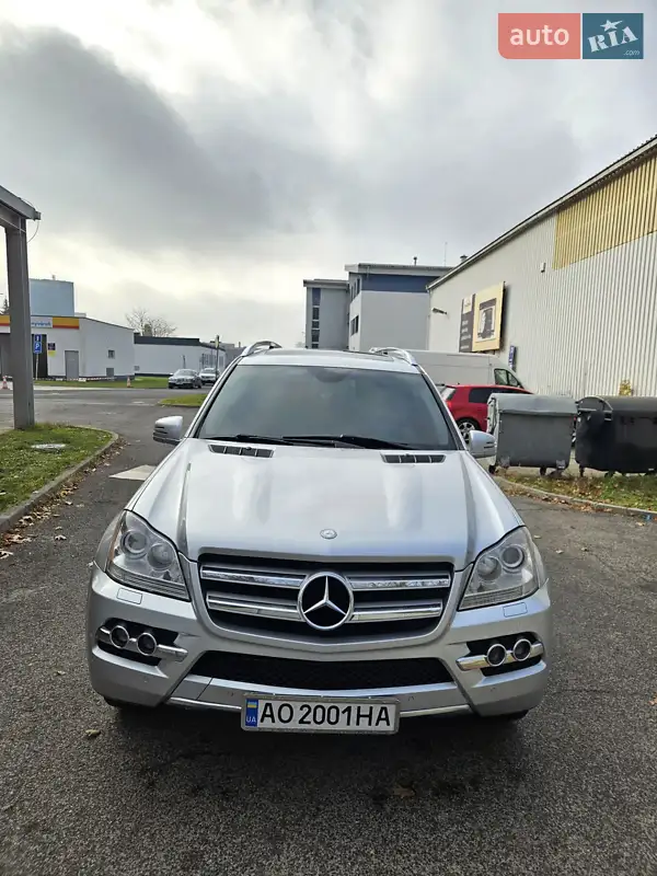Mercedes-Benz GL-Class