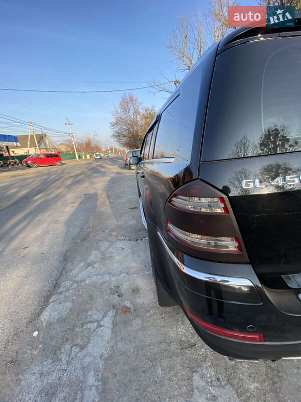 Внедорожник / Кроссовер Mercedes-Benz GL-Class 2009 в Гайсине