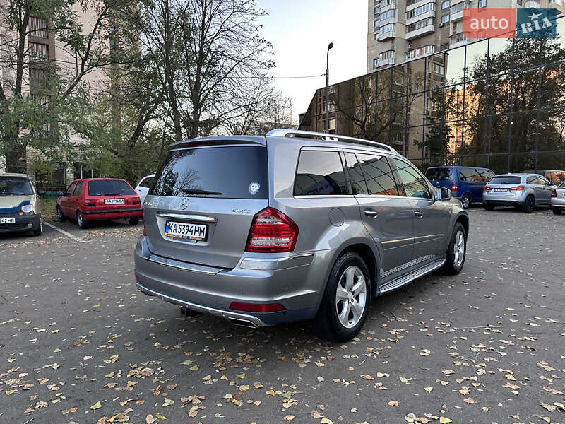 Внедорожник / Кроссовер Mercedes-Benz GL-Class 2010 в Киеве
