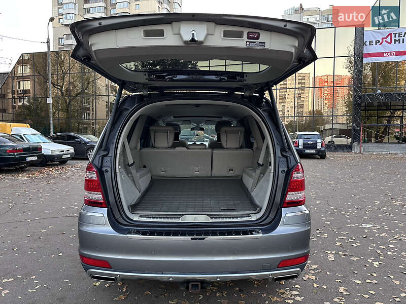 Внедорожник / Кроссовер Mercedes-Benz GL-Class 2010 в Киеве