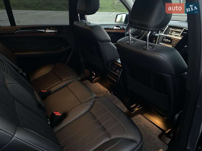 Позашляховик / Кросовер Mercedes-Benz GL-Class 2015 в Луцьку
