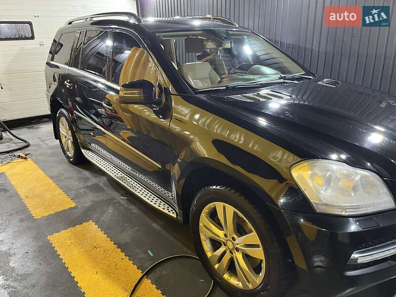 Внедорожник / Кроссовер Mercedes-Benz GL-Class 2010 в Харькове