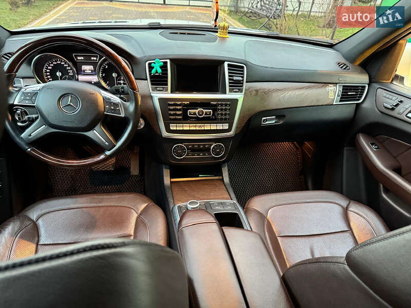Позашляховик / Кросовер Mercedes-Benz GL-Class 2015 в Чернівцях