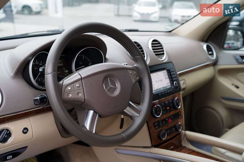 Внедорожник / Кроссовер Mercedes-Benz GL-Class 2006 в Черновцах