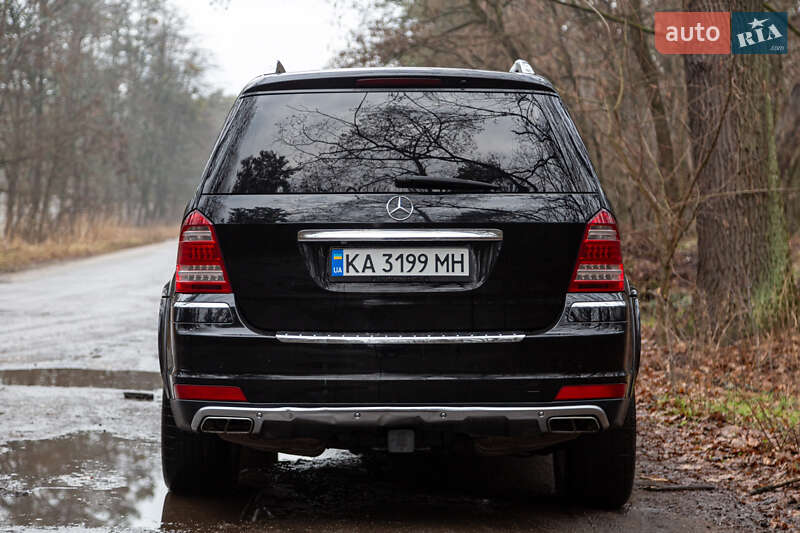 Внедорожник / Кроссовер Mercedes-Benz GL-Class 2010 в Киеве