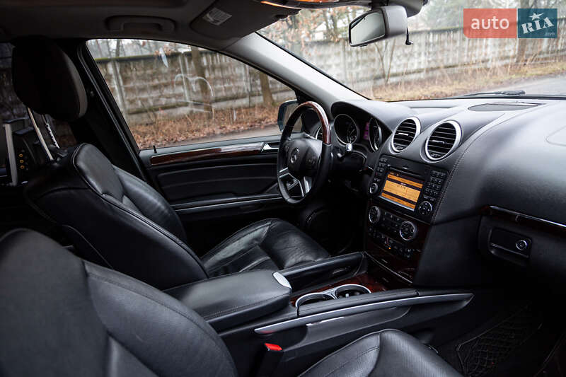 Внедорожник / Кроссовер Mercedes-Benz GL-Class 2010 в Киеве