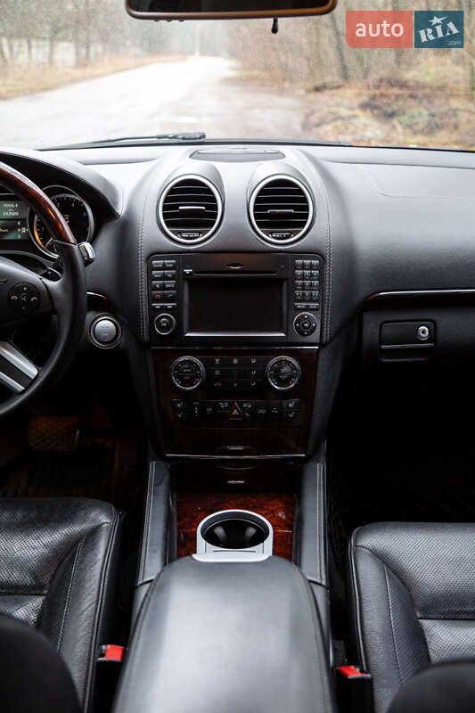 Внедорожник / Кроссовер Mercedes-Benz GL-Class 2010 в Киеве