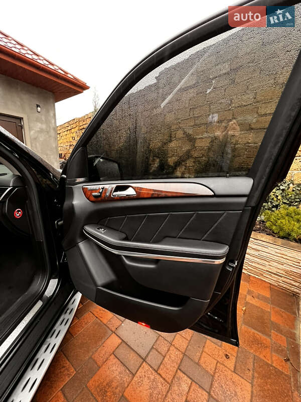 Позашляховик / Кросовер Mercedes-Benz GL-Class 2013 в Одесі фото 9 Позашляховик / Кросовер Mercedes-Benz GL-Class 2013 в Одесі