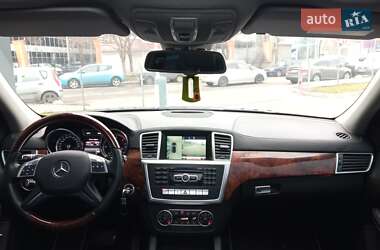 Позашляховик / Кросовер Mercedes-Benz GL-Class 2013 в 