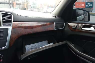 Позашляховик / Кросовер Mercedes-Benz GL-Class 2013 в 