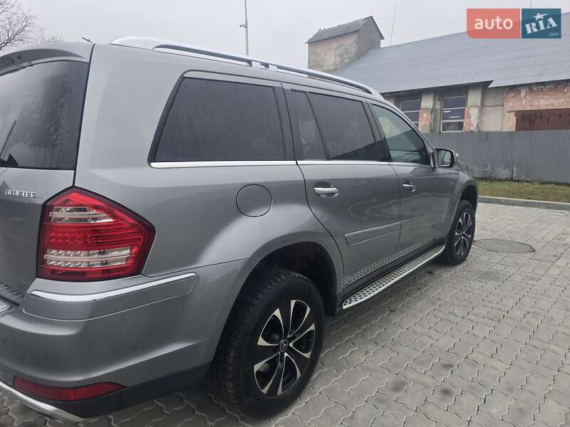 Внедорожник / Кроссовер Mercedes-Benz GL-Class 2010 в Меденичах