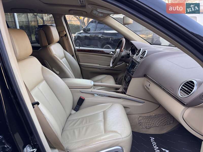 Внедорожник / Кроссовер Mercedes-Benz GL-Class 2007 в Одессе фото 14 Внедорожник / Кроссовер Mercedes-Benz GL-Class 2007 в Одессе