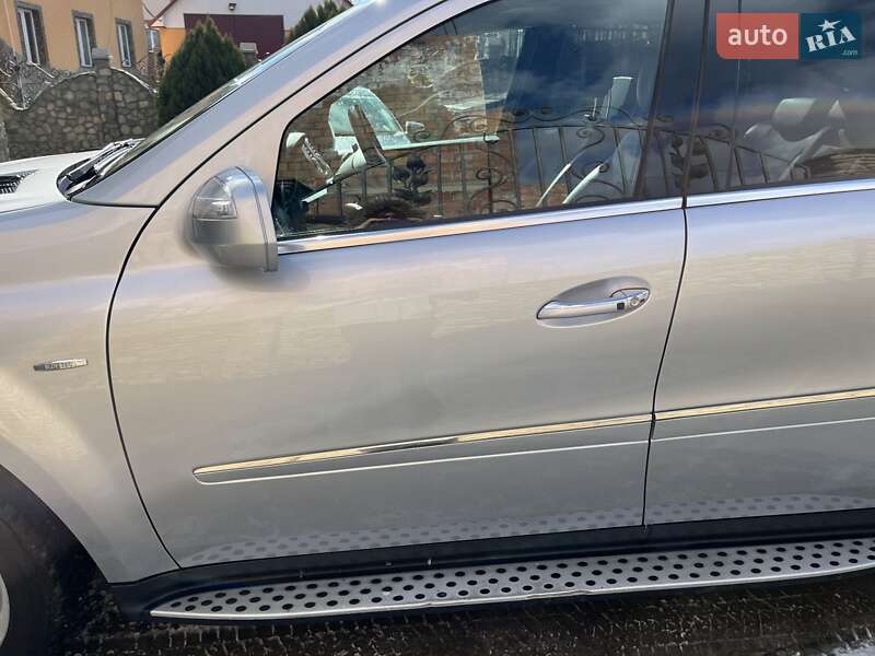 Внедорожник / Кроссовер Mercedes-Benz GL-Class 2009 в Черновцах фото 28 Внедорожник / Кроссовер Mercedes-Benz GL-Class 2009 в Черновцах