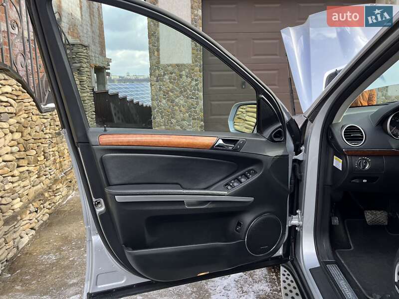 Внедорожник / Кроссовер Mercedes-Benz GL-Class 2009 в Черновцах фото 66 Внедорожник / Кроссовер Mercedes-Benz GL-Class 2009 в Черновцах