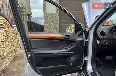 Внедорожник / Кроссовер Mercedes-Benz GL-Class 2009 в 