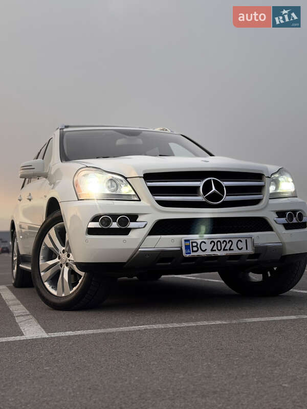 Позашляховик / Кросовер Mercedes-Benz GL-Class 2010 в 