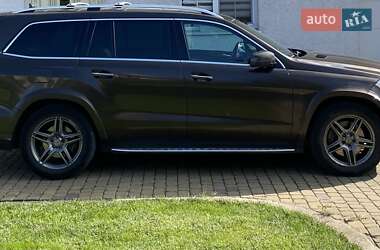 Позашляховик / Кросовер Mercedes-Benz GL-Class 2013 в 